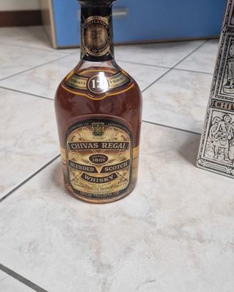 Chivas Regal 12 Year Old - Blended Scotch Whisky 