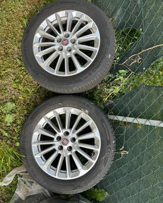 4 Cerchi con gomme 205/55 R16 Fiat tipo