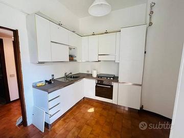 Appartamento di 58 m² con 2 locali e box auto a Mo