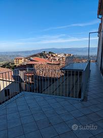 Casa su 2 livelli con terrazzo e vista panoramica
