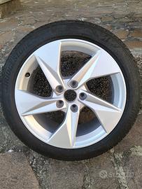 4 CERCHI AUDI A3 COMPLETI DI GOMME ESTIVE