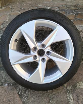 4 CERCHI AUDI A3 COMPLETI DI GOMME ESTIVE