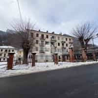 2 LOCALI A RONCO CANAVESE