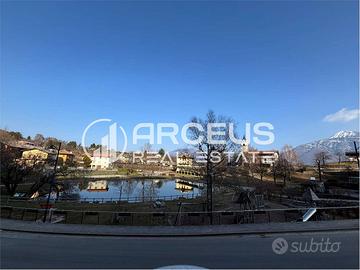 Hotel/Ristorante fronte Lago