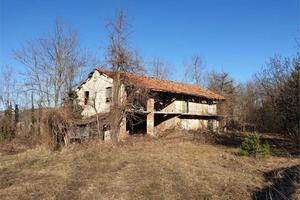 Cascina panoramica a Ceva