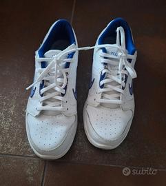 sneakers running o camminata 