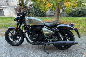 Royal Enfield Shotgun 650 - Green Drill