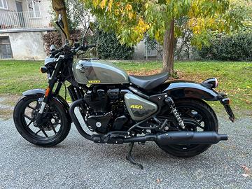 Royal Enfield Shotgun 650 - Green Drill