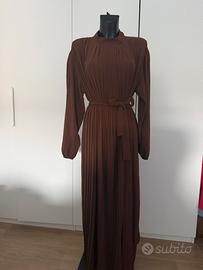 Vestito lungo plussettato marrone terra