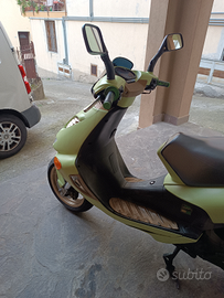 Scooter Aprilia sr