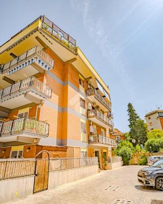4 LOCALI A ROMA