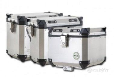 Tris valigie bauletti Benelli