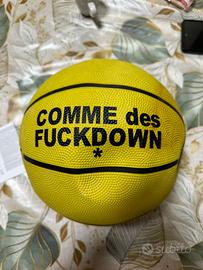 Pallone COMME des FUCKDOWN edizione limitata