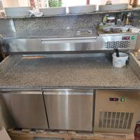 Attrezzature e arredamento per pizzeria