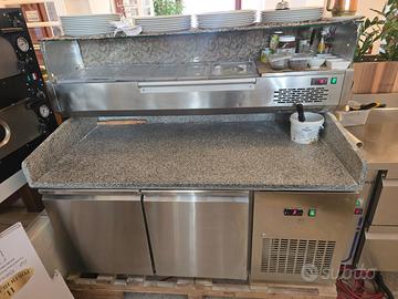 Attrezzature e arredamento per pizzeria