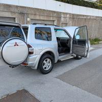MITSUBISHI Pajero (2000-2007) - 2003