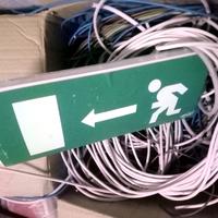 Beghelli Luce continua di emergenza e metri di cav