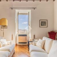 4 LOCALI A CAPRANICA