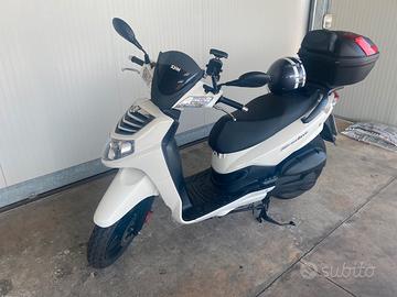 Scuter SYM 200 HD EVO