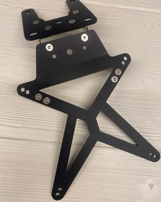 Portatarga regolabile per YAMAHA FZ1