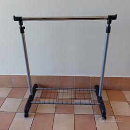 Appendino regolabile con poggiascarpe e ruote