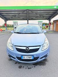 Opel Corsa 1.2 5 porte Cosmo