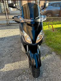 Scooter Yamaha Xmax 250