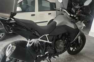 Suzuki V-strom 800