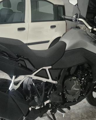 Suzuki V-strom 800