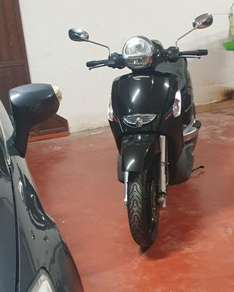 Scarabeo 300 s
