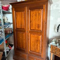 Armadio in legno 2 ante