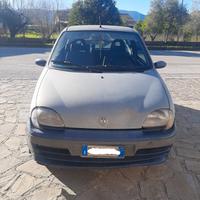 Fiat Seicento 1.1 brush cat