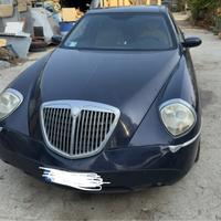 Lancia thesis 2.4 benzina/gpl