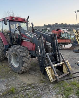 Trattore gommato Case 5140