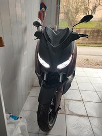 cupolino Yamaha xmax 300