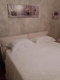 Camera singola arredata