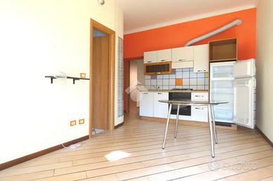 2 LOCALI A ACQUI TERME