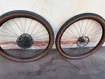 Ruote Stan’s NoTubes  alloy, 29