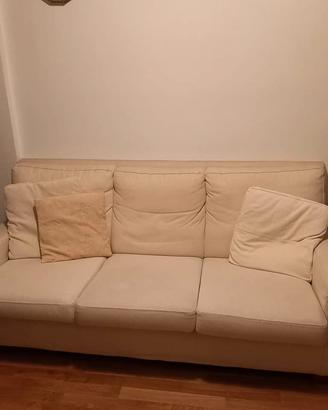 Coppia Divani in Tessuto Beige (3 posti + 2 posti)