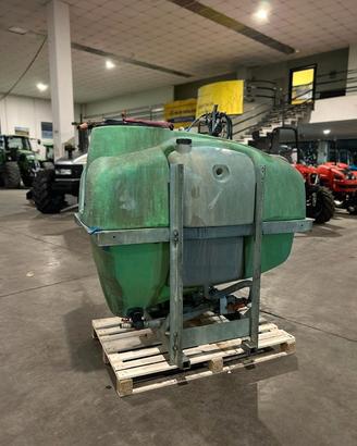 GRUPPO DISERBO 600 Lt CON BARRE A SPALLIERA