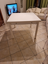 Tavolo allungabile