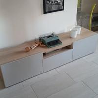 mobile TV Ikea besta