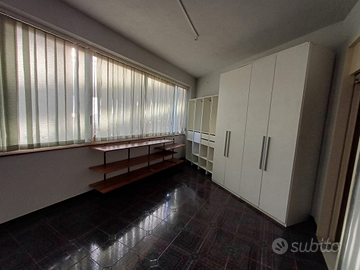 Stanza per studentessa vicino al policlinico