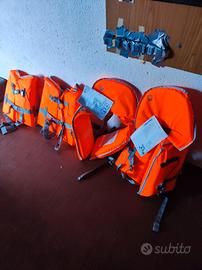 4 salvagenti omologati