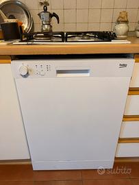Lavastoviglie frigorifero e forno