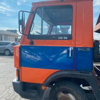 CARROATTREZZI OM 50 IVECO  PATENTE C