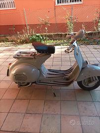 Piaggio Vespa 150 struzzo