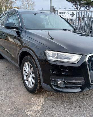 Audi Q3 2.0 TDI 177 CV quattro S tronic Business P
