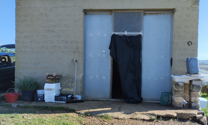 Terreno agricolo con casa da rifinire