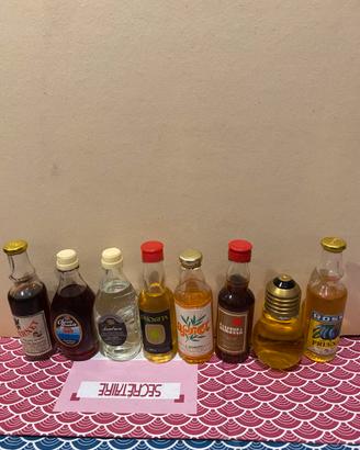 Lotto 34 bottiglie mignon liquore vitage da collez